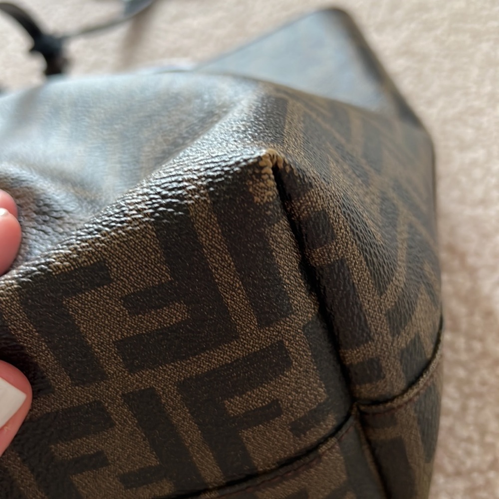 Large Fendi zucca Roll Tote - Picture 5 of 12